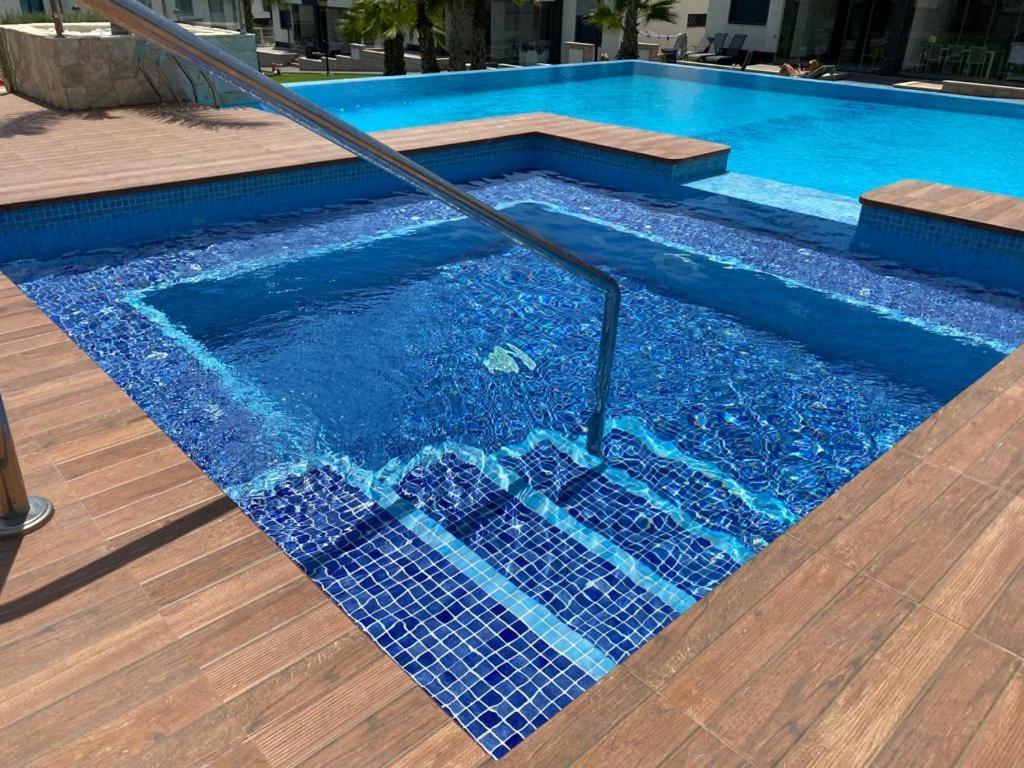 Luxury Penthouse Oasis Beach VIII Orihuela Costa Punta Prima トレビエハ エクステリア 写真