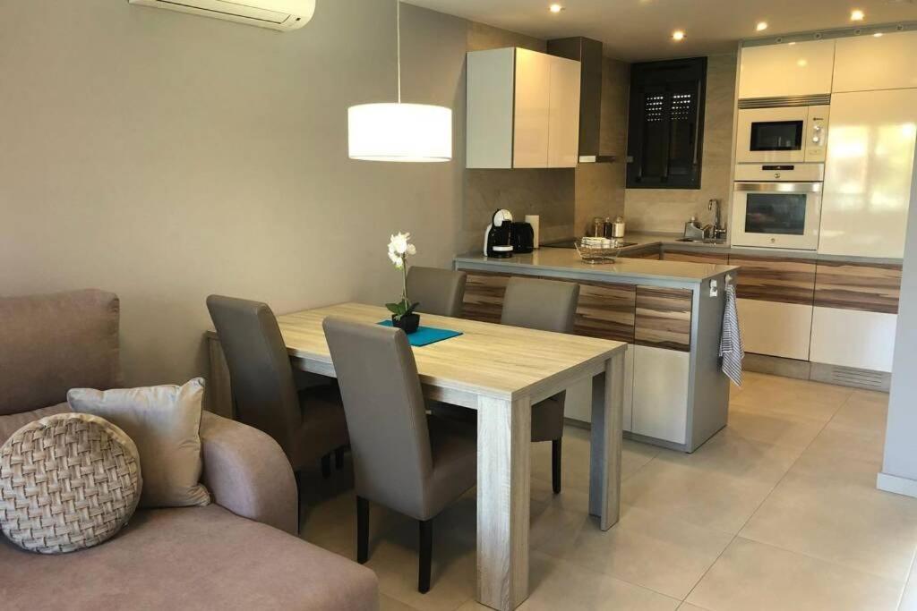 Luxury Penthouse Oasis Beach VIII Orihuela Costa Punta Prima トレビエハ エクステリア 写真