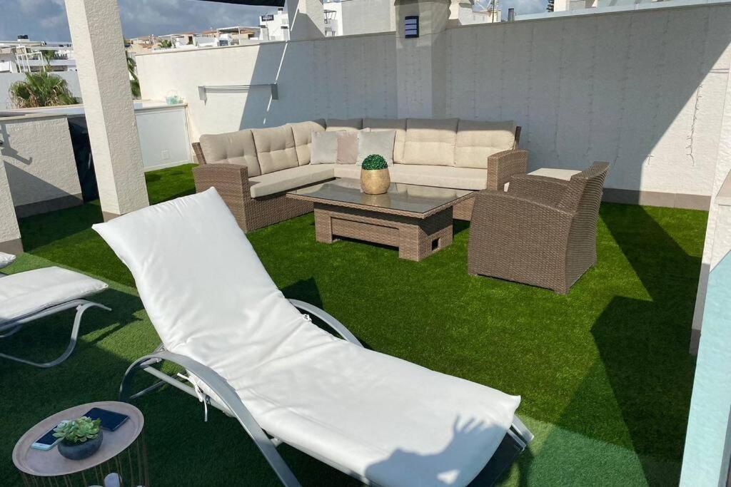 Luxury Penthouse Oasis Beach VIII Orihuela Costa Punta Prima トレビエハ エクステリア 写真