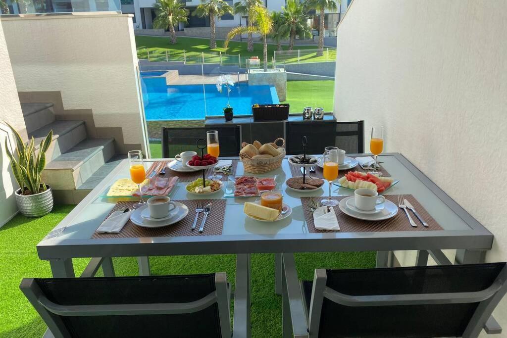 Luxury Penthouse Oasis Beach VIII Orihuela Costa Punta Prima トレビエハ エクステリア 写真