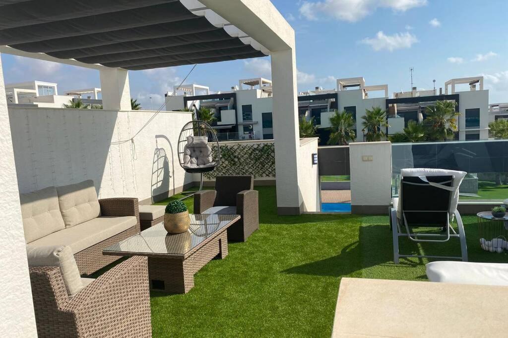 Luxury Penthouse Oasis Beach VIII Orihuela Costa Punta Prima トレビエハ エクステリア 写真