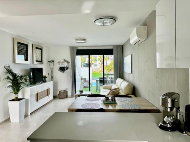 Luxury Penthouse Oasis Beach VIII Orihuela Costa Punta Prima トレビエハ エクステリア 写真