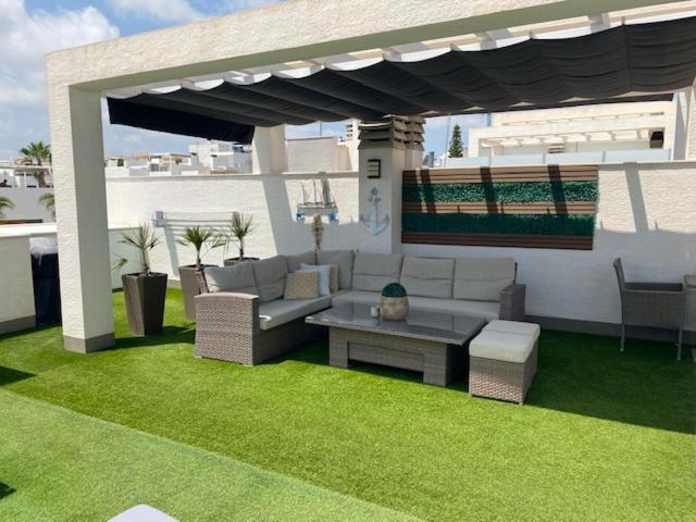 Luxury Penthouse Oasis Beach VIII Orihuela Costa Punta Prima トレビエハ エクステリア 写真